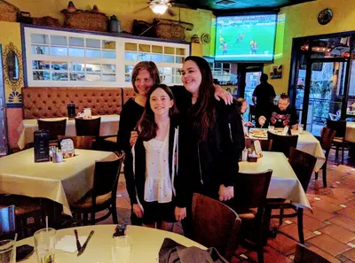 Menas Tex-Mex Grill Cantina