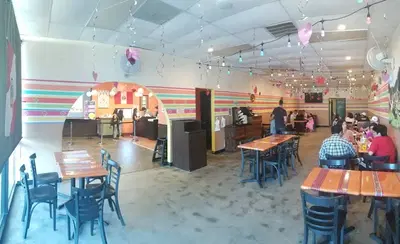 Munay Rotisserie Chicken & Grill /Munay el Mejor Pollo a la Brasa