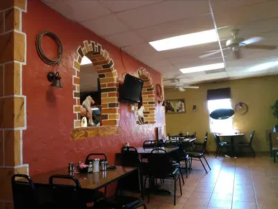 Los Compadres Mexican Restaurant