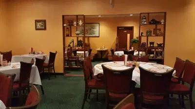 Hunan Wok Chinese Restaurant