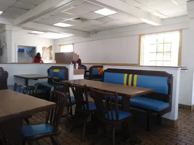 Long John Silver's