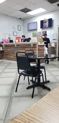 Wok N Roll
