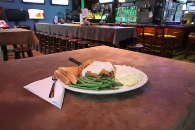Mojo's Sports Grille