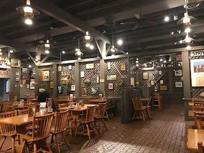 Cracker Barrel Old Country Store