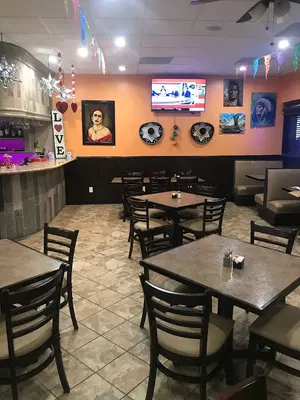 Chila's Kitchen Mexican Bar & Grill