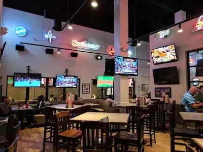 Pluckers Wing Bar
