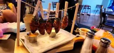 BarraCruda Seafood And Grill