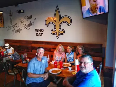 Mudbugs Bar & Grill