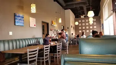 Eggsellent Cafe