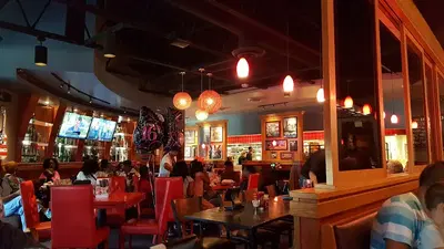 Red Robin Gourmet Burgers and Brews