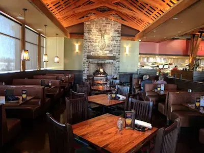 Lazy Dog Restaurant & Bar