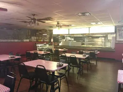 Lushaj's Pizza & Pasta