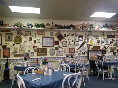 Bluebonnet Cafe
