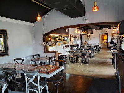 District 7 Grill