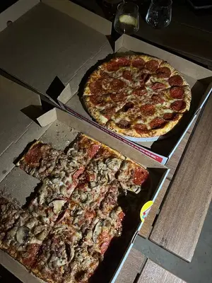 Hunt’s Brother’s Pizza