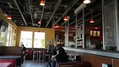 Carl's Jr.