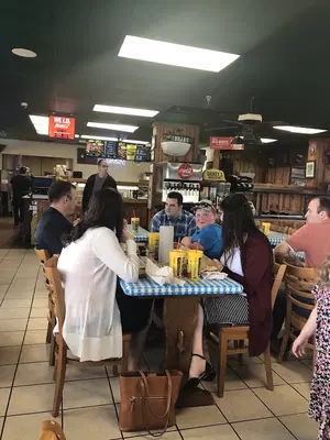 Dickey's Barbecue Pit