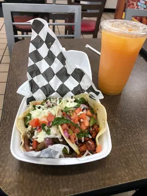 Taqueria y Pupuseria Jehova es mi Pastor