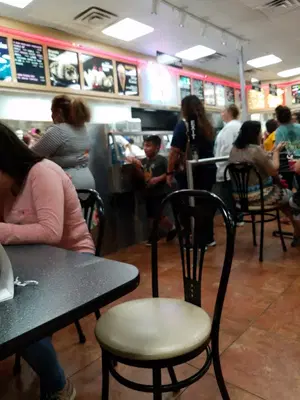 Braum's Ice Cream & Dairy Store