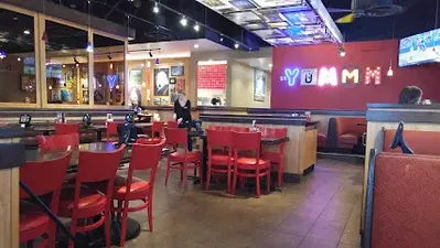 Red Robin Gourmet Burgers and Brews