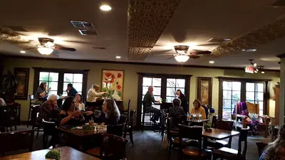 Magic Bistro