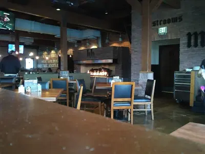 Brick House Tavern + Tap