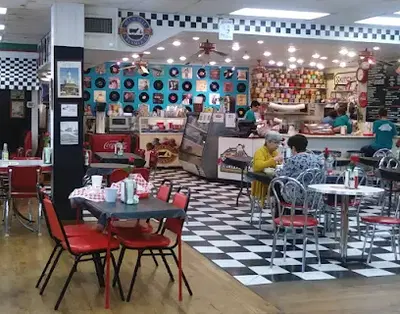 Kitchen's Deli