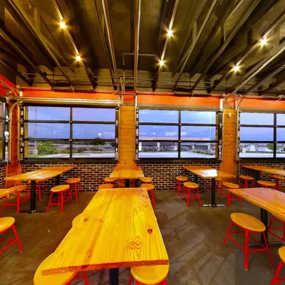 Hat Creek Burger Company