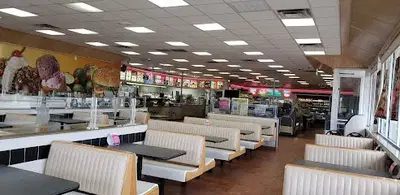 Braum's Ice Cream & Dairy Store