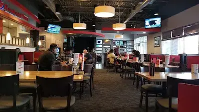 Boston's Restaurant & Sports Bar