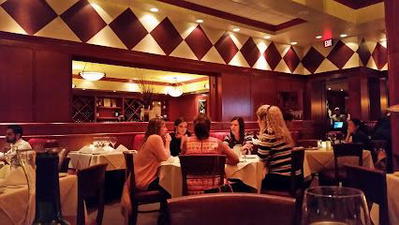 Fleming’s Prime Steakhouse & Wine Bar