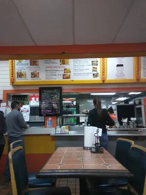 Mr Pollo