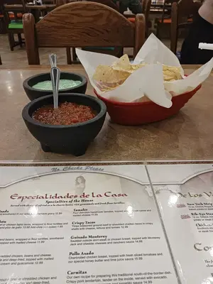 Los Hermanos Restaurant