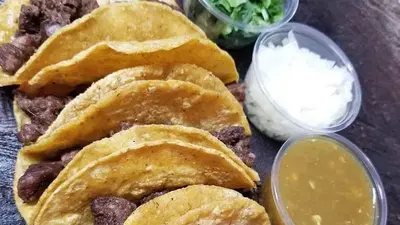 Antojitos El Pelon
