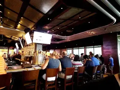Yard House