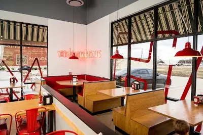 MOOYAH Burgers, Fries & Shakes