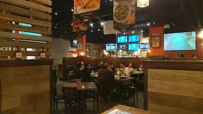 WINGERS Restaurant & Alehouse