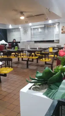 El Pollo Rico