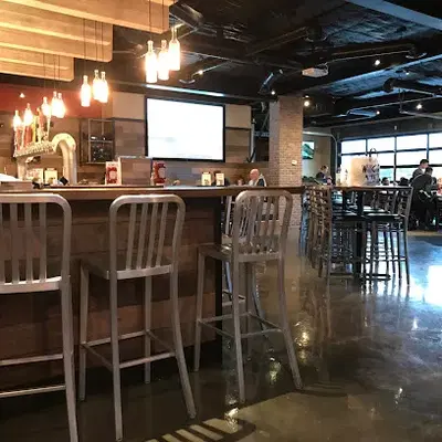 WINGERS Restaurant