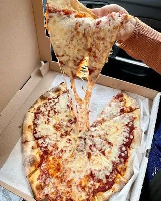 Litzas Pizza