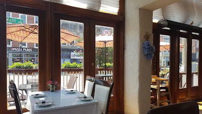 Southern Kitchen