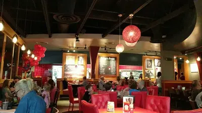 Red Robin Gourmet Burgers and Brews