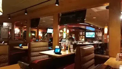 Applebee's Grill + Bar