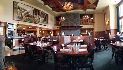 Hudson's Bar and Grill
