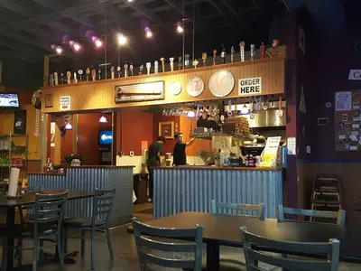 Blind Onion Pizza & Pub