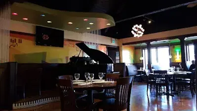 Silver Spoon Thai Restaurant & Bar