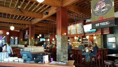 Elliott Bay Brewhouse & Pub