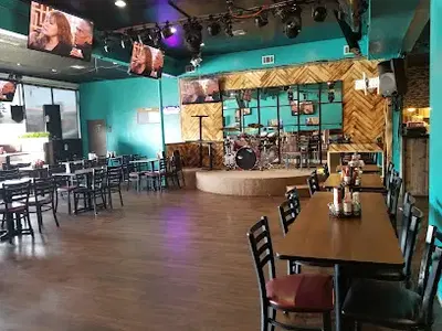 El Habanero Bar & Grill