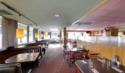 Lake Forest Bar and Grill