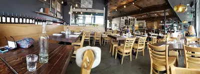 FIVE Restaurant